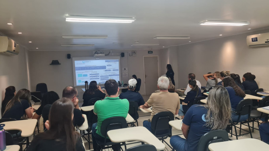 Reunião Mensal de Análise Crítica de Indicadores fortalece a gestão e a qualidade assistencial