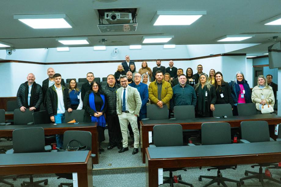 HUSFP participa de reunião da Frente Parlamentar de Enfrentamento das Doenças Cérebro-Cardiovasculares
