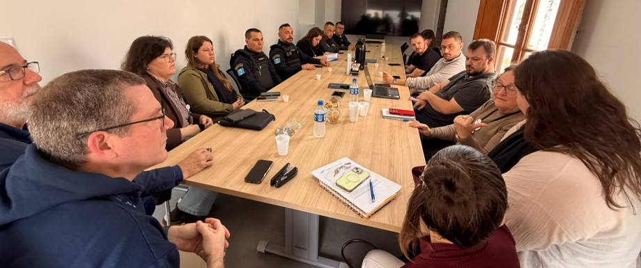Lideranças se reúnem no HUSFP para discutir medidas de segurança para médicos nas UBS de Pelotas