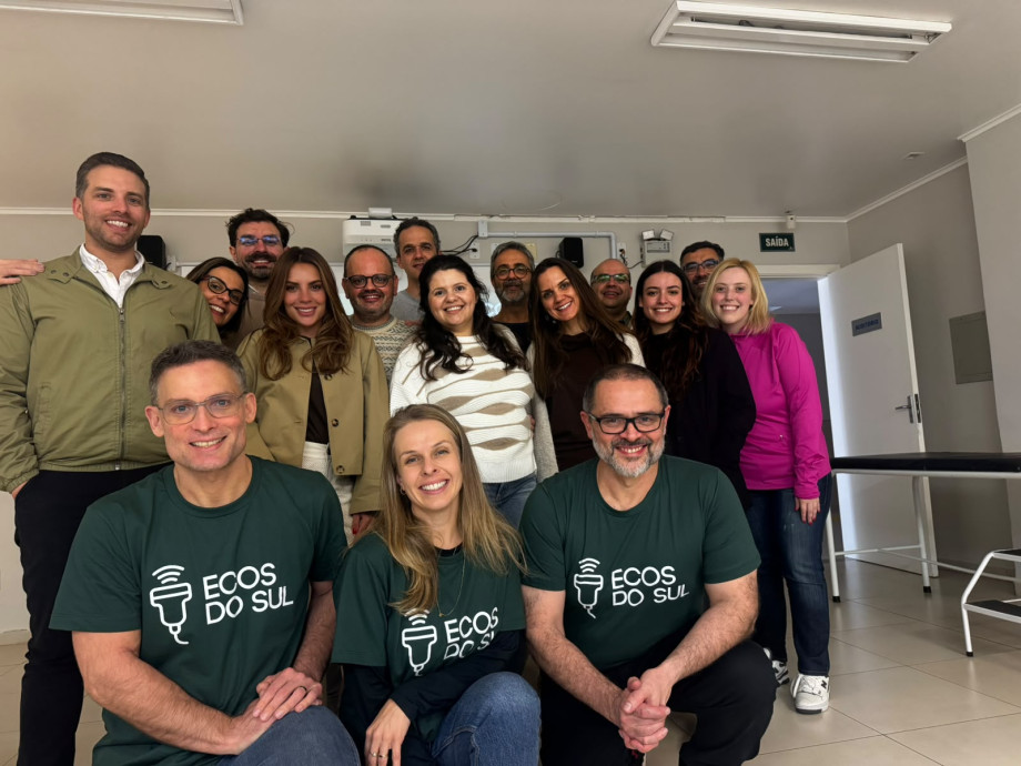 Equipe da UTI Geral realiza capacitação em ecocardiografia à beira-leito