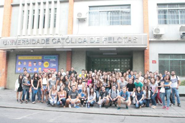 HUSFP acolhe calouros da turma de Medicina UCPel