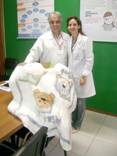 HUSFP recebe doação de cobertores para pediatria