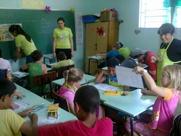 2º Chico Educação leva conscientização e diversão para alunos de escola pelotense