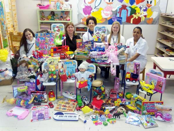 Pediatria do HUSFP/UCPel recebe doações de brinquedos