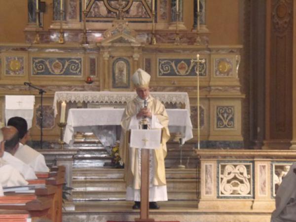 Missa do Crisma ocorreu na Catedral São Francisco de Paula com a participação do HUSFP
